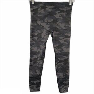 Spanx‎ Crop Leggings Camo Print Multicolored Women's Medium PT-303